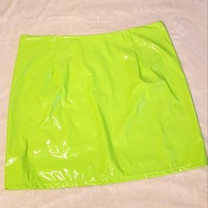 Green Leather Feel Skirt XL
